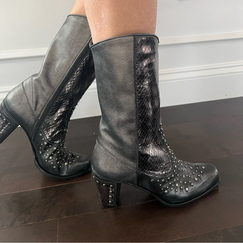 NIB Stuart Weitzman “Hillbilly” pewter metallic croc Leather studded Cowboy Boot - Picture 4 of 16